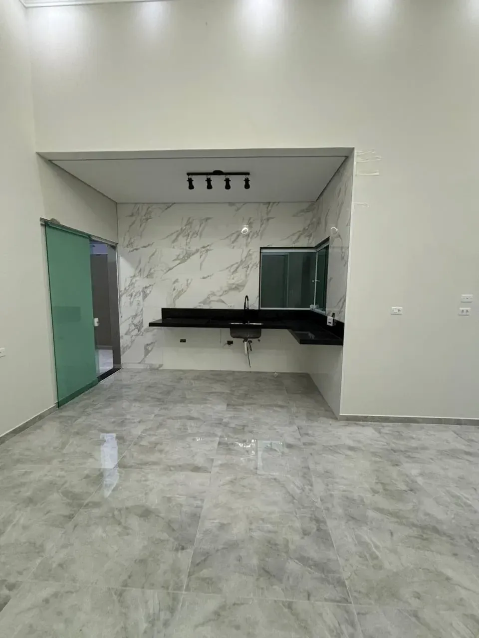 Imagem Casa com 3 Quartos à Venda, 245 m² em Jardim das Gaivotas - Caraguatatuba