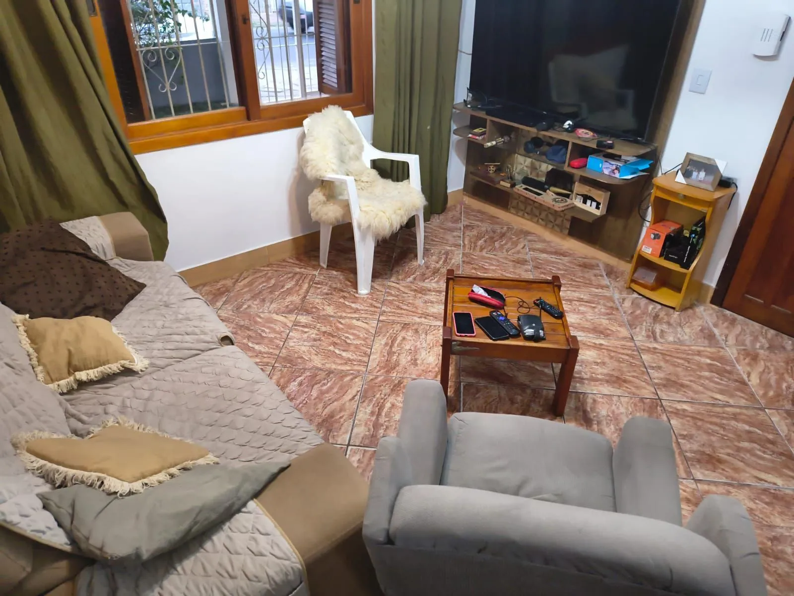 Imagem Casa com 2 vagas de garagem para carros pequenos