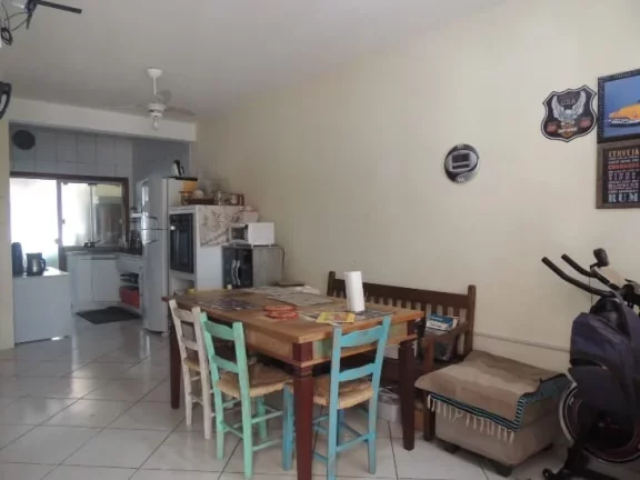 Imagem Encante-se com esta casa no Ambrósio, Garopaba-SC: conforto, praticidade e lazer!