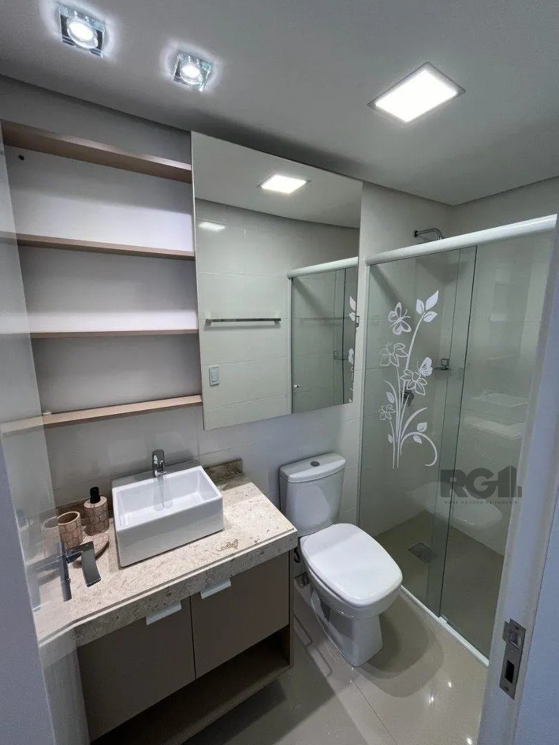 Imagem Apartamento com 2 dormitórios, sendo uma suíte, em empreendimento diferenciado em Capão da Canoa, no bairro Navegantes, próximo à divisa de Atlântida