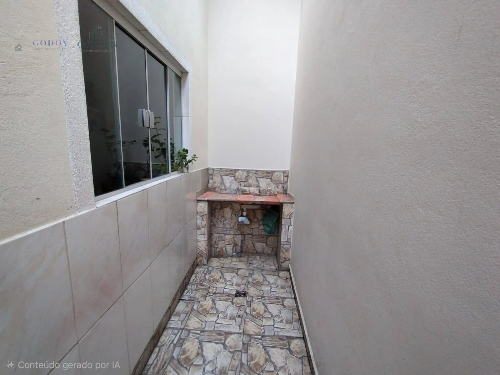 Imagem Renda Garantida e Ótima Localização: 2 Casas à Venda em Bairro Consolidado