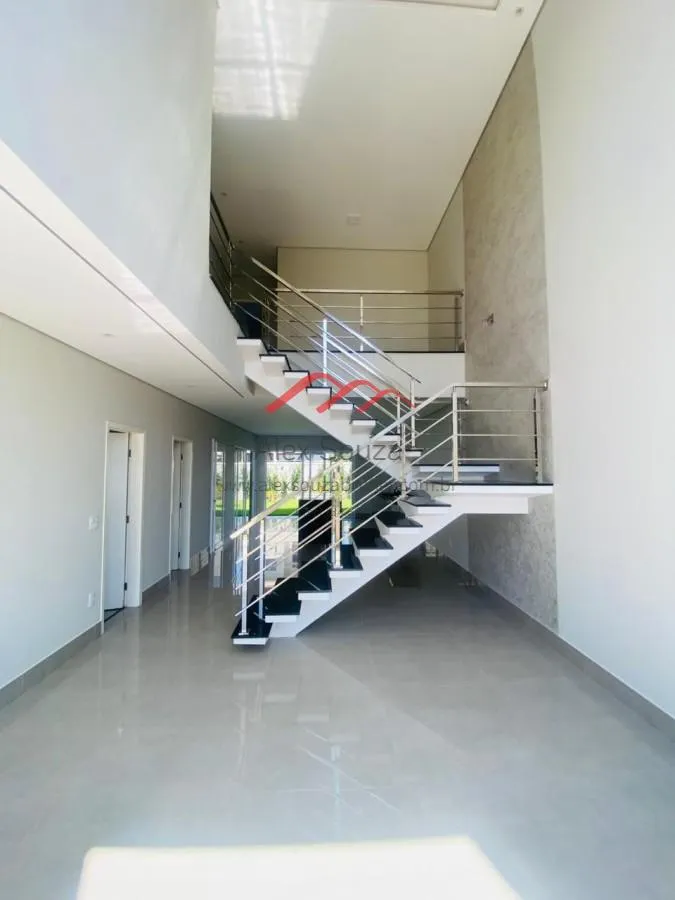 Imagem Sobrado em Condomínio para Venda em Hortolândia, Residencial Jardim do Jatobá, 3 dormitórios, 1 suíte, 3 banheiros, 4 vagas