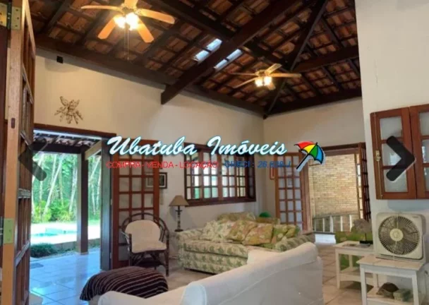 Imagem Casa a 400 metros da praia.
