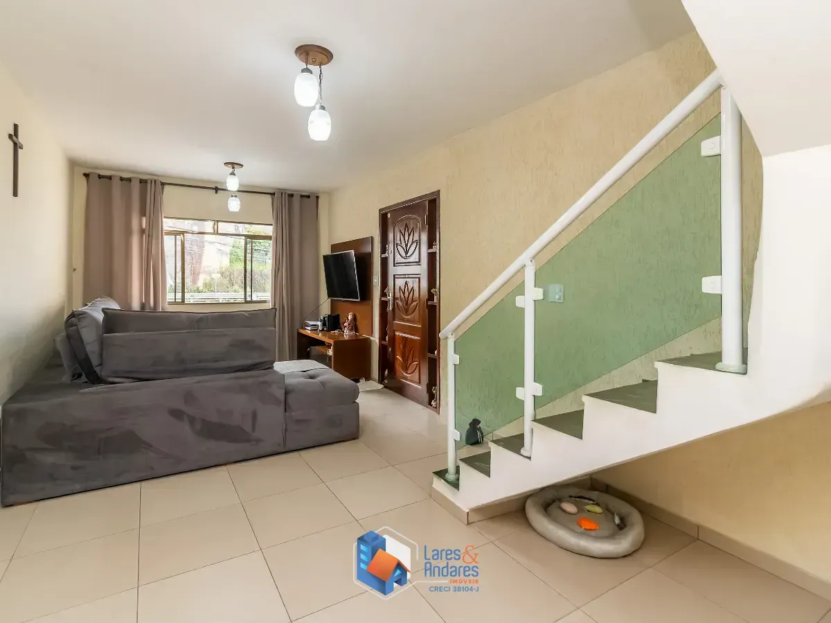 Imagem Sobrado para venda em Moinho Velho com 4 quartos, 206m²
