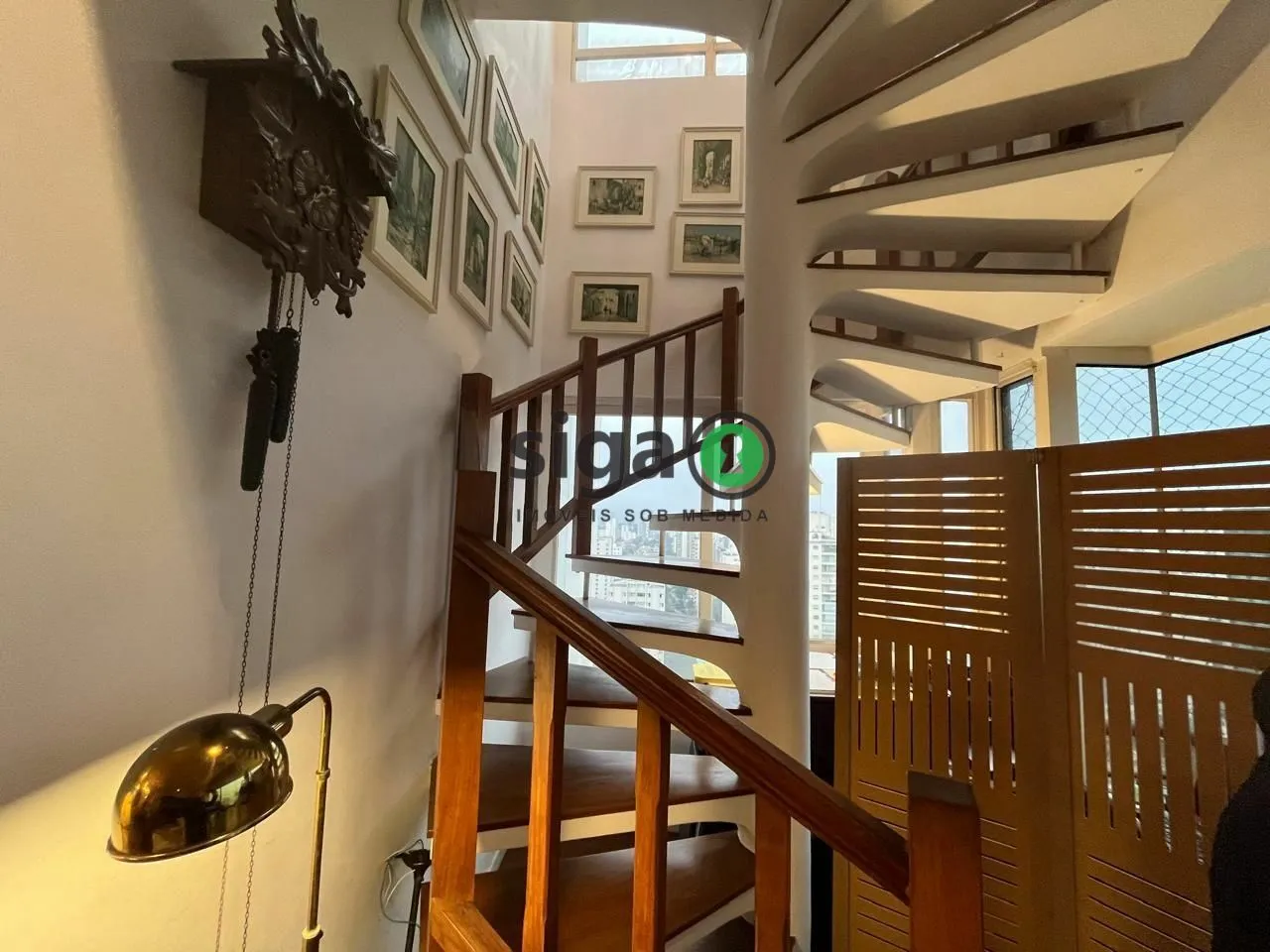 Imagem Cobertura á Venda em Campo Belo- 300m², 4 quartos, 3 vagas