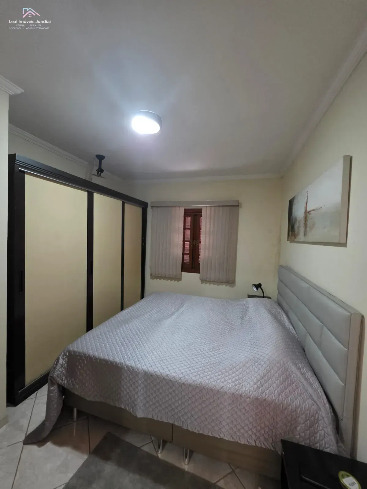 Imagem Casa à venda - Área útil 150 m2 com 2 dormitórios sendo 1 súíte - 2 vagas - Excelente Oportunidade d