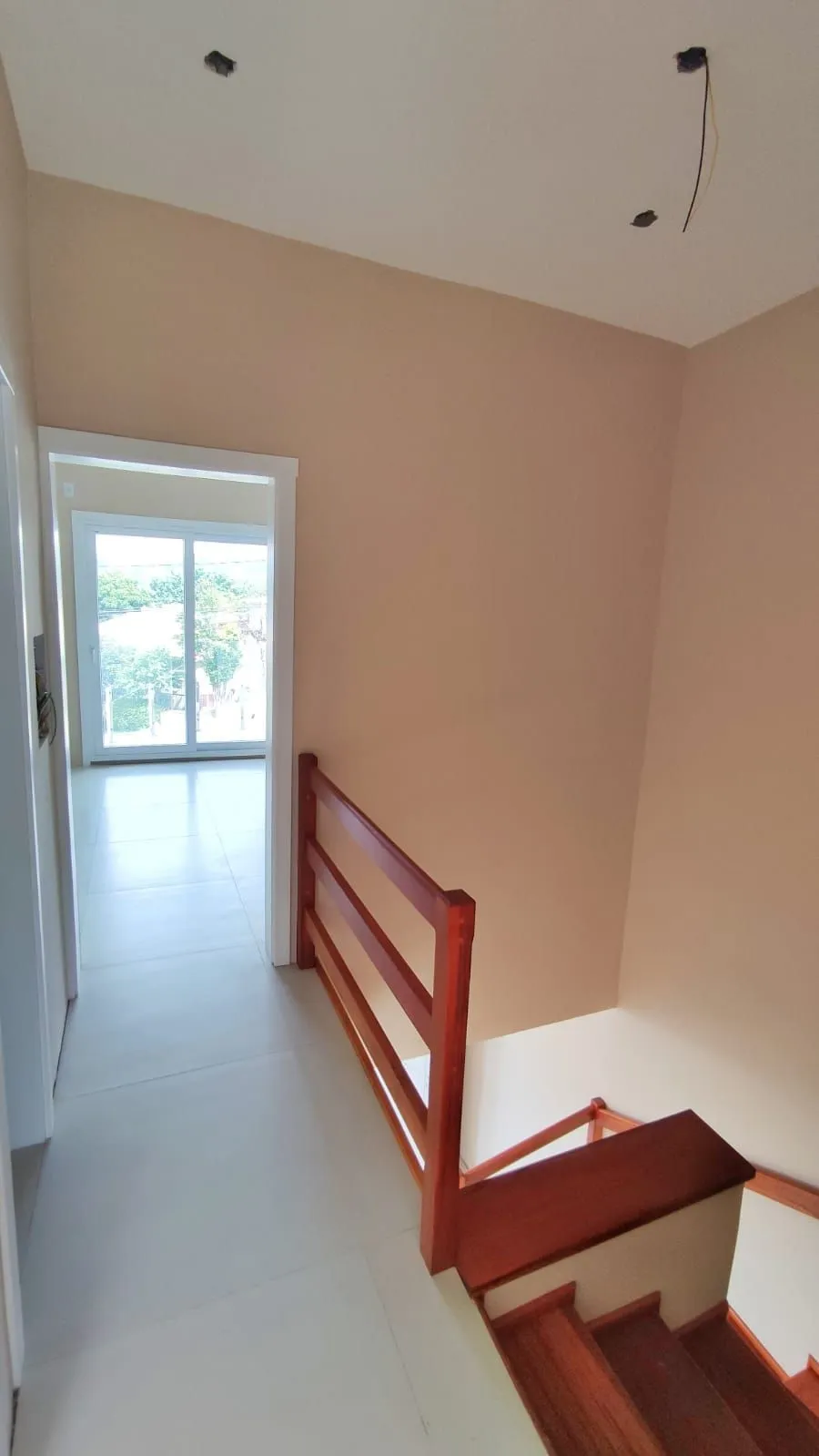Imagem Sobrado 3 dormitórios com suíte à venda no Vila Ipiranga Porto Alegre R$ 820.000