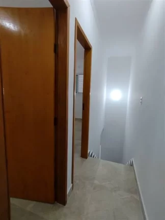 Imagem Sobrado incrível na Vila Guilhermina em Praia Grande, apenas 500 metros da praia!