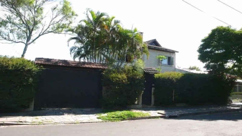 Imagem Casa Ampla com 2 pavimentos , grande pátio