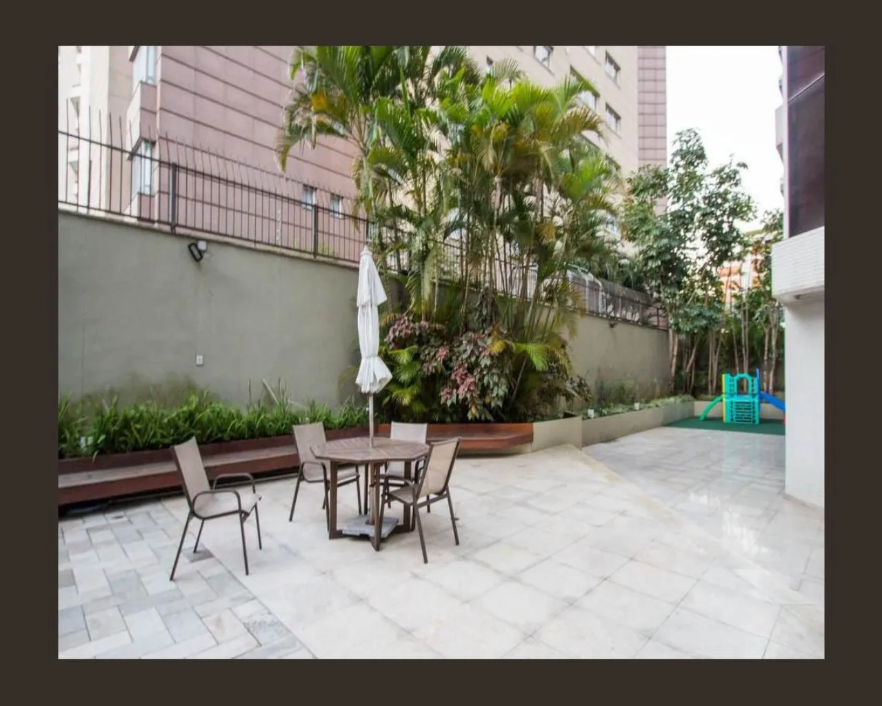 Imagem Apartamento de luxo no Edifício Maison Saint Laurent