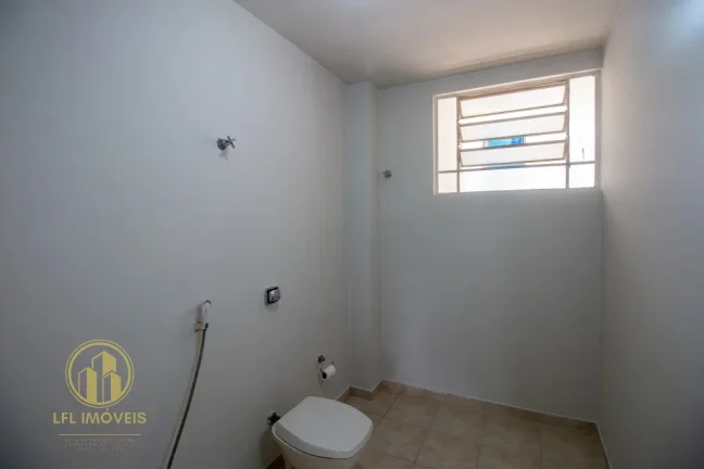 Imagem Apartamento de 153 m² na Av. São Gabriel: Oportunidade Única para Reforma no Itaim Bibi