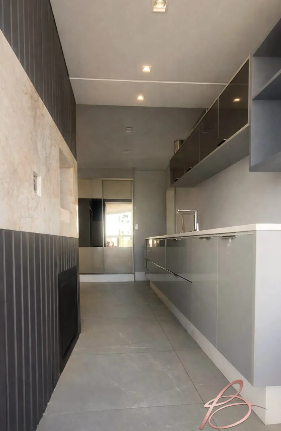 Imagem Apartamento Alto Padrão 3 suítes na Barra Norte, Balneário Camboriú/SC