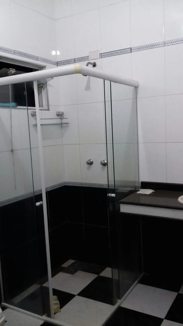 Imagem Casa à venda 3 Quartos, 1 Suite, 4 Vagas, 310M², Portal das Colinas, Guaratinguetá - SP