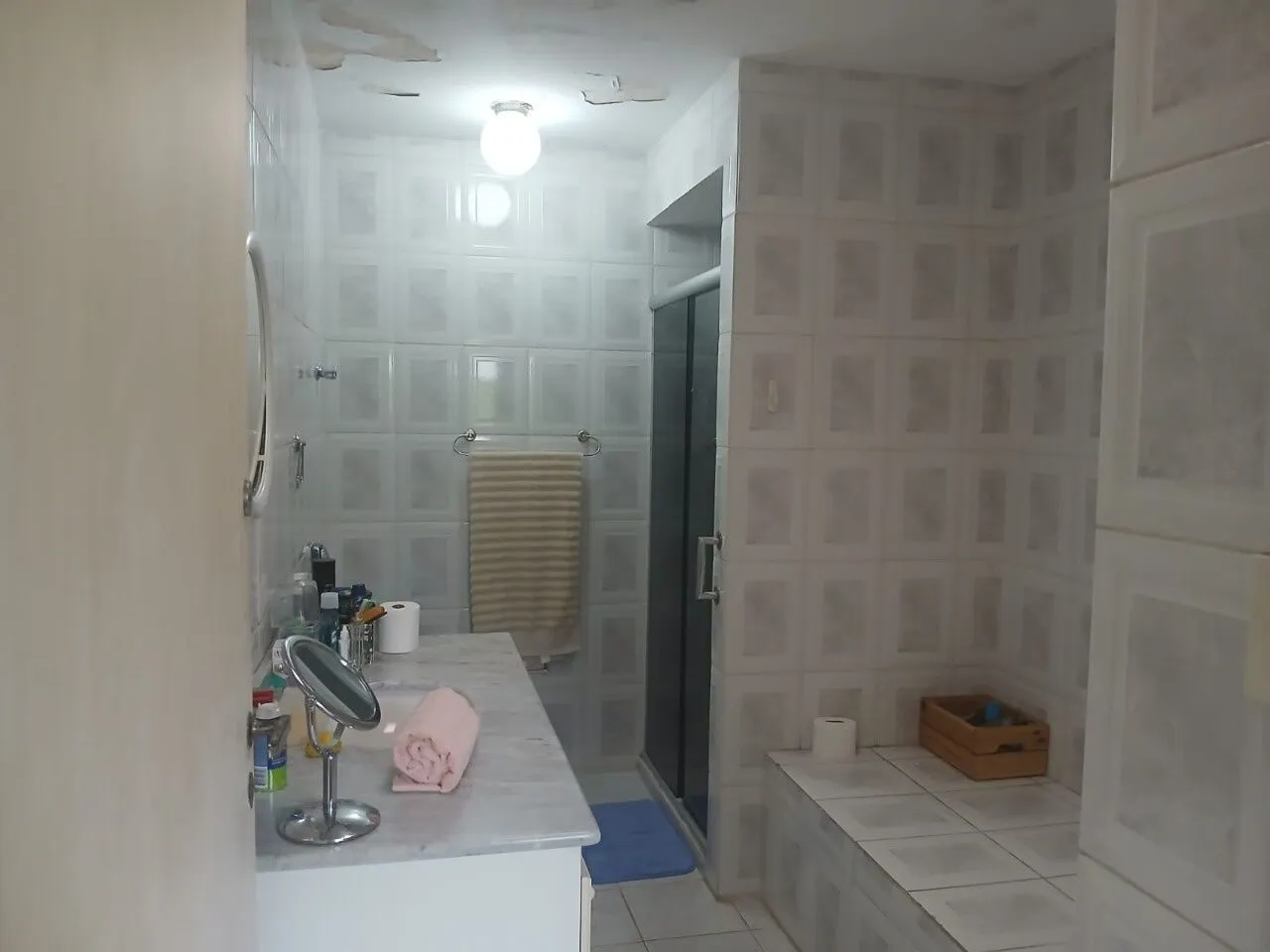 Imagem Sobrado de Esquina em Perdizes com Potencial Comercial e Residencial.