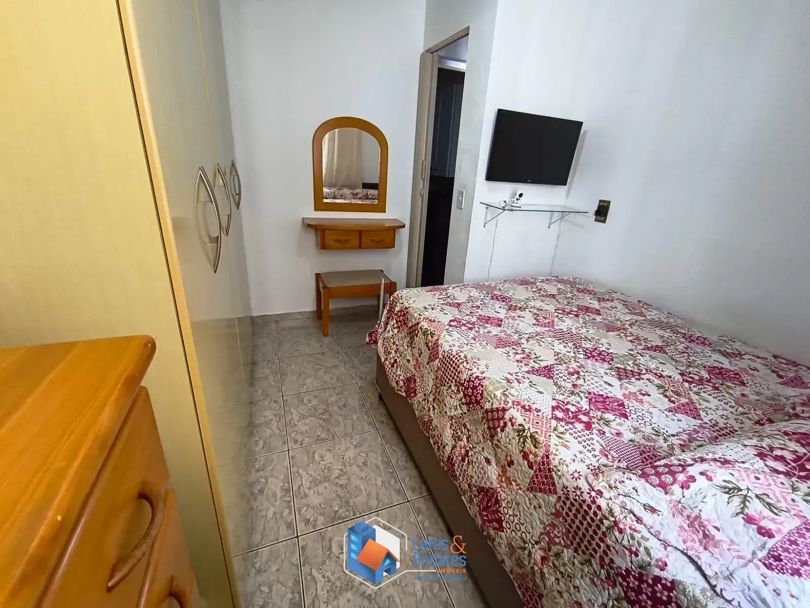 Imagem APARTAMENTO À VENDA COM 48 M², 1 DORMITÓRIO, 1 VAGA, SALA AMPLA PARA 2 AMBIENTES, COZINHA PLANEJADA - LAUZANE PAULISTA - SÃO PAULO - SP.