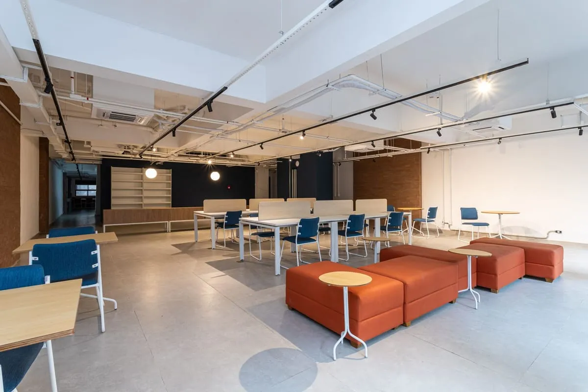 Imagem Apartamento com 1 Quarto para alugar, 18m² - Centro