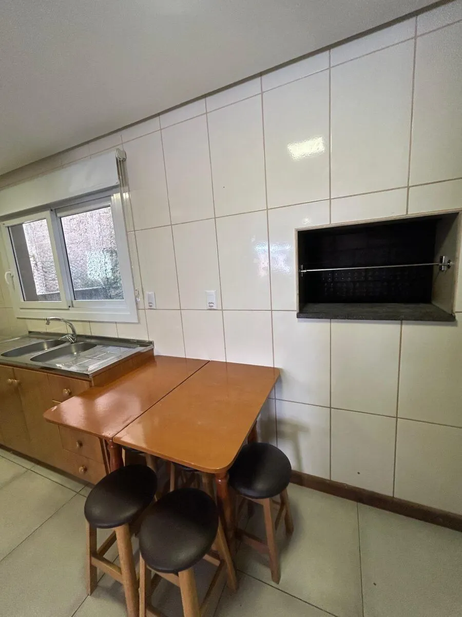 Imagem Casa em Canela no bairro Vila Maggi de 4 dormitórios