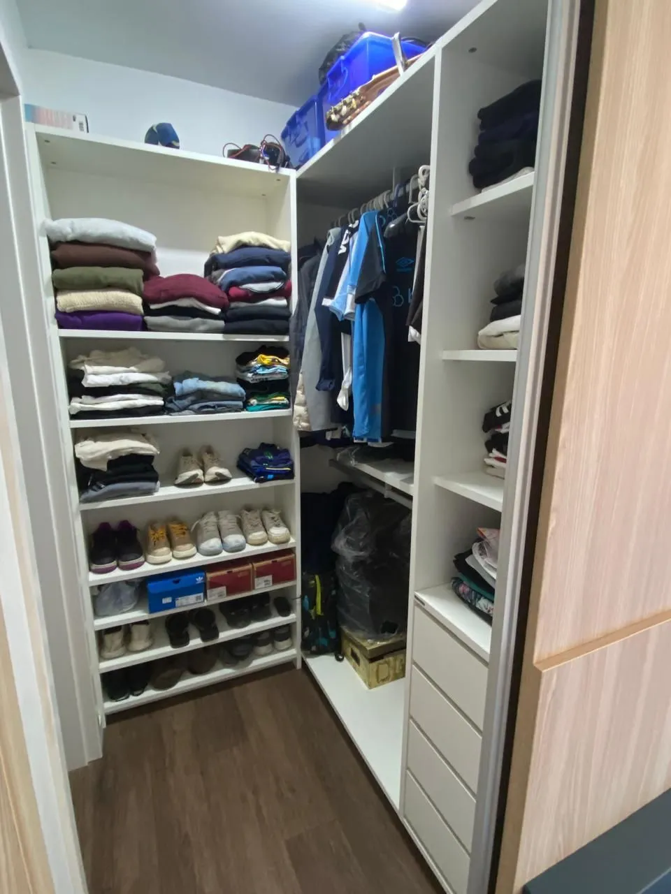 Imagem Casa em Ipanema com 4 Dormitórios sendo 3 Suíte