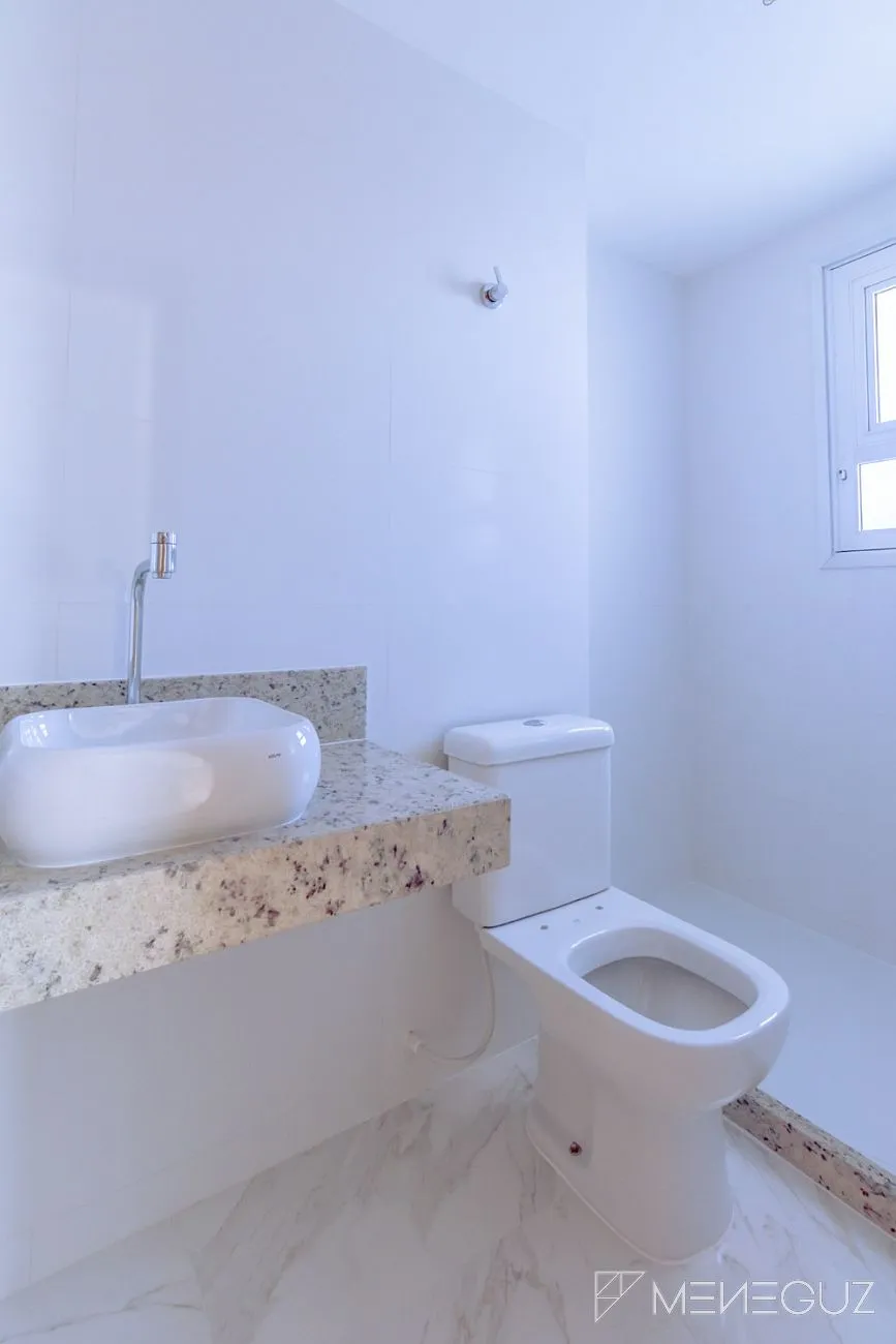 Imagem Apartamento 2 Quartos a venda no centro de Guarapari com vista para o canal