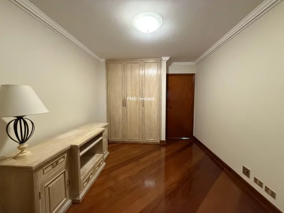 Imagem Apartamento com 3 quartos e 1 Suíte no Campo Belo