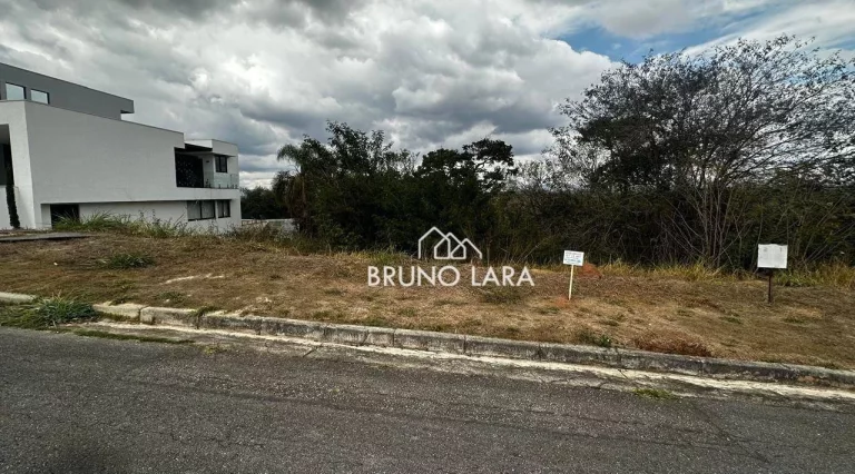 Imagem Terreno disponível para venda no Condomínio Valle da Serra – Vianópolis/MG.