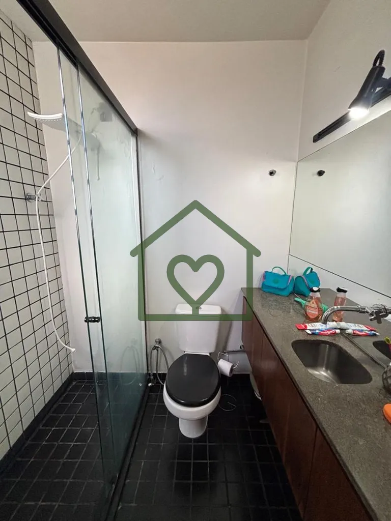 Imagem Vendo apartamento totalmente mobiliado e equipado, na Praça Conde esquina Duque de Caxias, a poucos...