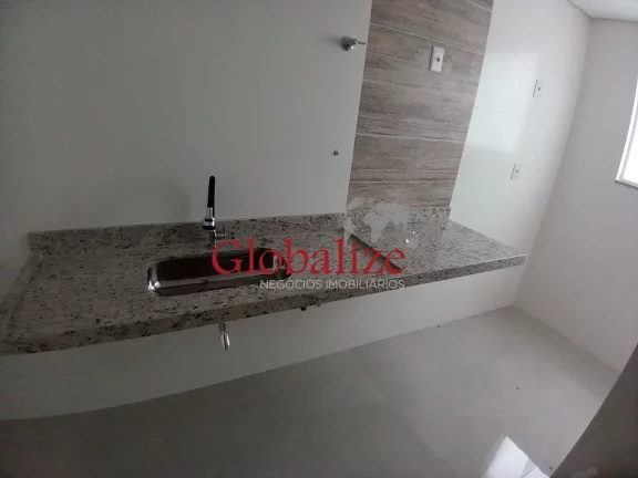 Imagem Villagio a venda com 100m², 2 suítes, 3 vagas de garagem e quintal no Campo Grande por R$ 809.000,00