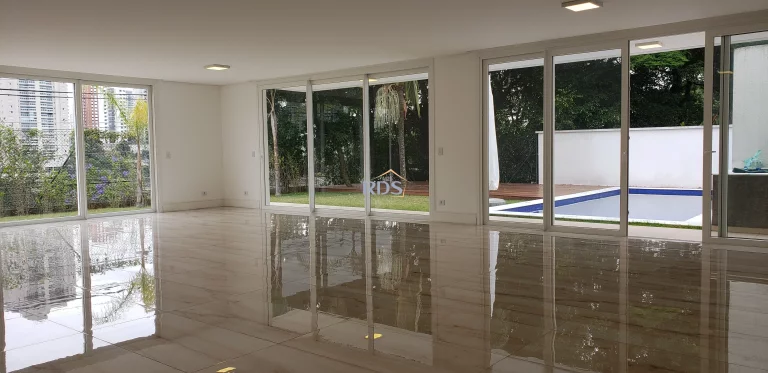 Foto do imóvel Vende casa de alto padrão com 750m² no condominio Porto Fino, Brooklin em Rua Zacarias de Gois