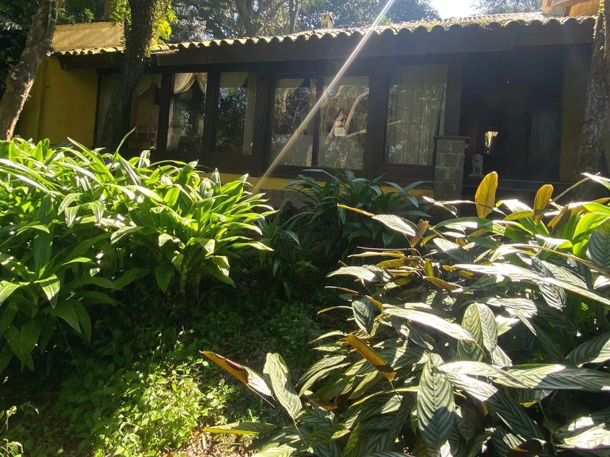 Imagem Casa com 7 dormitorios para venda Bairro Espírito Santo Porto Alegre, com 6 vagas.