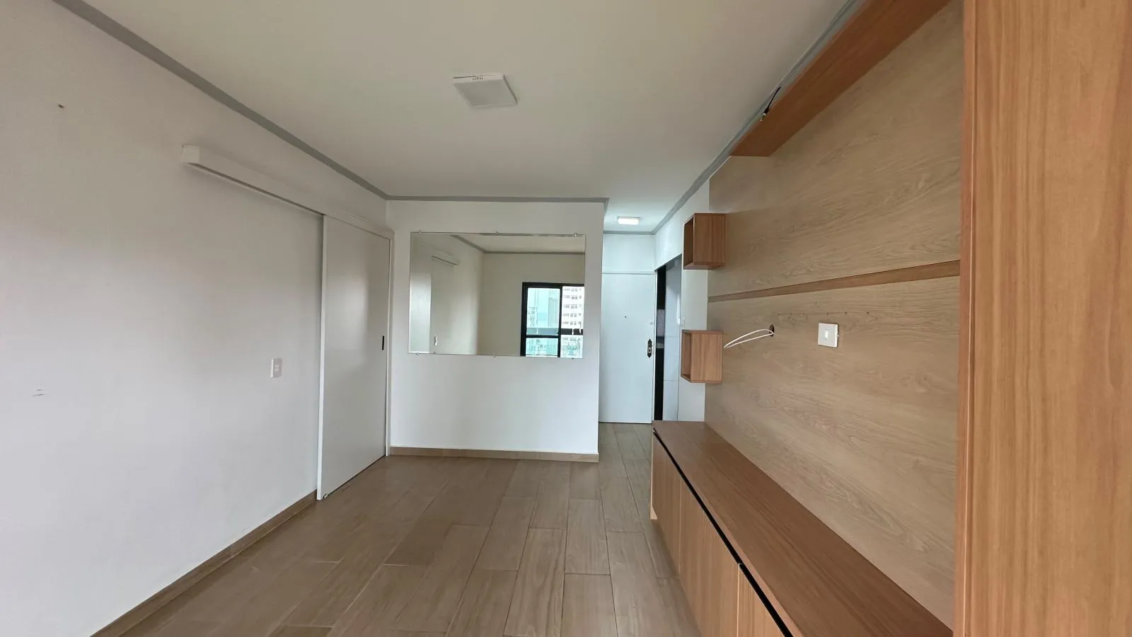Imagem Apartamento para Venda em Praia Grande, Ocian, 1 dormitório, 1 banheiro, 1 vaga