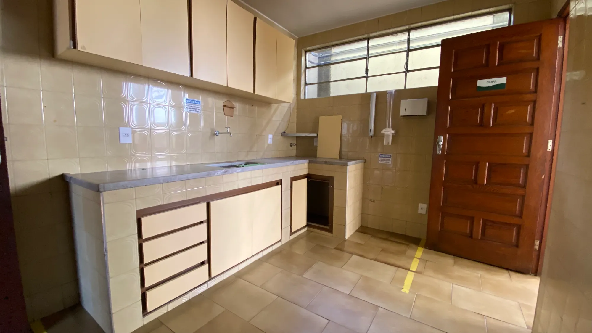 Imagem Casa com 3 Quartos à Venda ou Locação, 187 m² em Betânia - Belo Horizonte