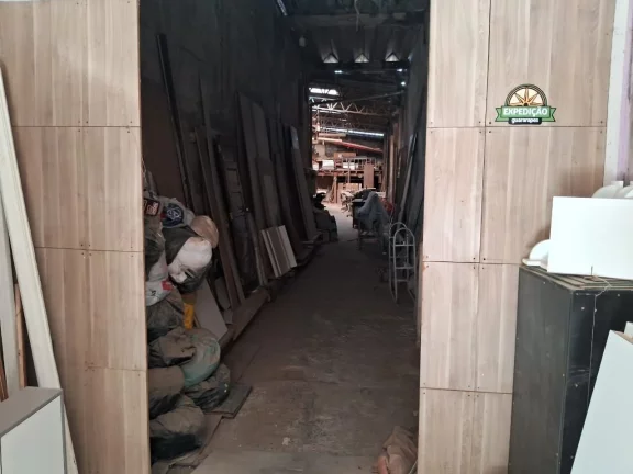 Imagem Vende se Galpão de 350m² em Òtima localização para Comércios em Geral no bairro da Vila Mathias.