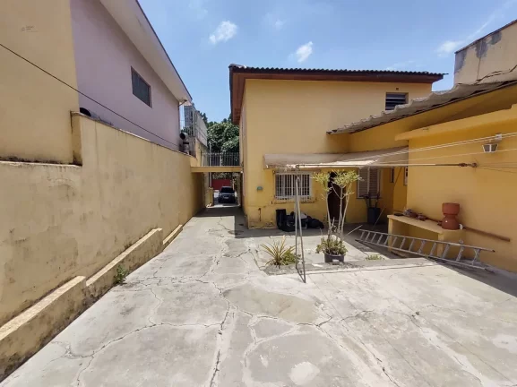 Imagem Excelente Casa ( Sobrado) na Vila Madalena para modernização em terreno de 550m²