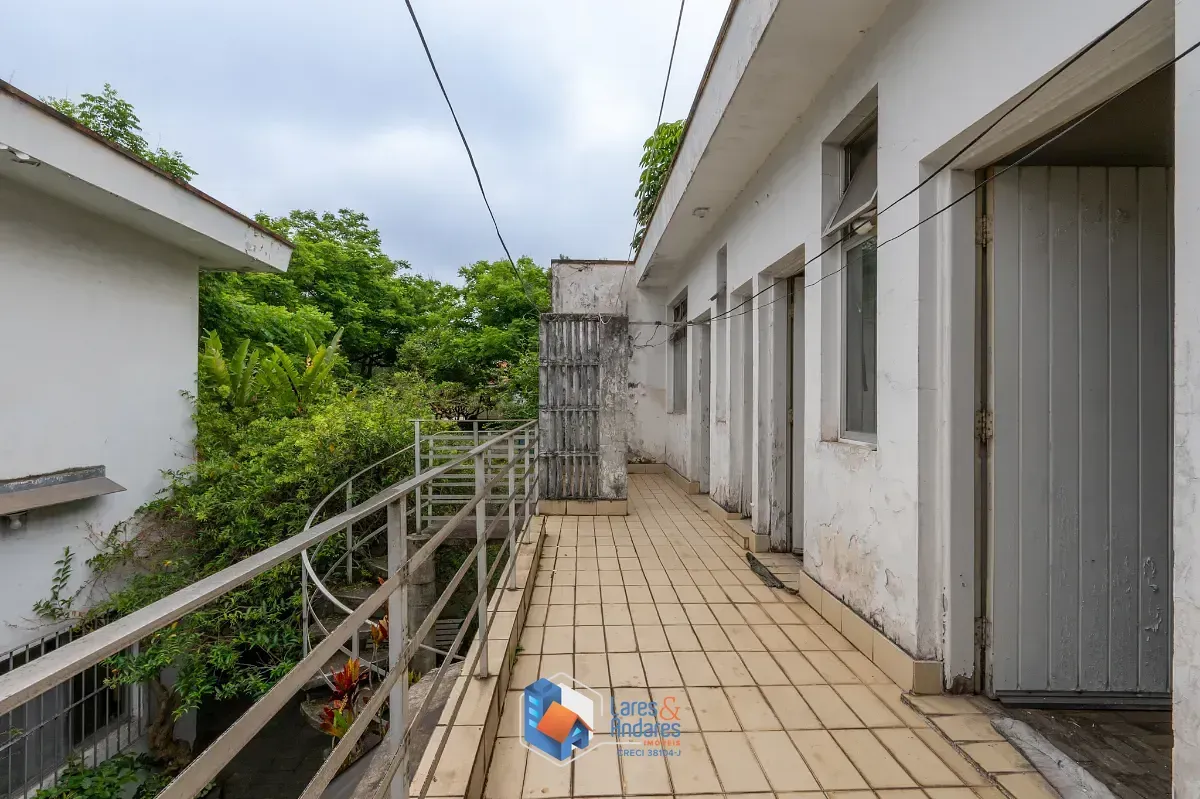 Imagem Casa para venda em Moema com 3 quartos, sendo 3 suítes, 330m²