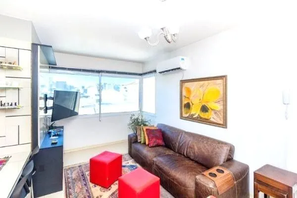 Imagem Apartamento na Cidade Baixa de 1 dormitório e vaga