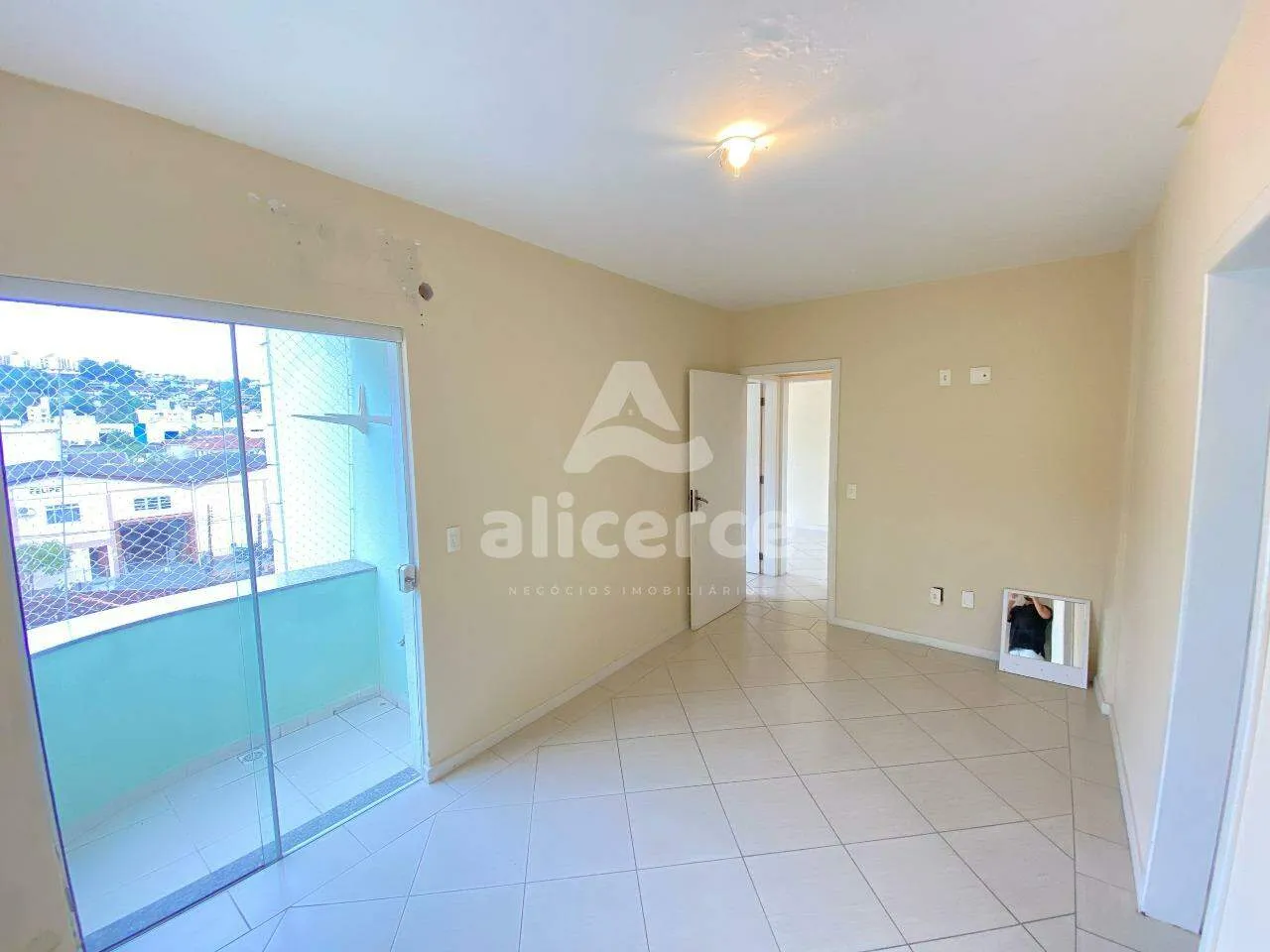 Imagem Apartamento com 114 m² à venda, 3 dormitórios com suíte em Forquilhinhas - São José - SC