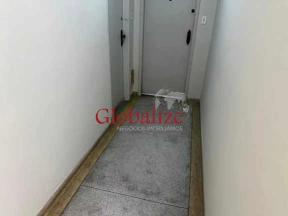 Imagem Apartamento à venda com 48m², 1 quarto, 1 quadra da praia, vaga de garagem por R$375.000,00 na Pompéia em Santos