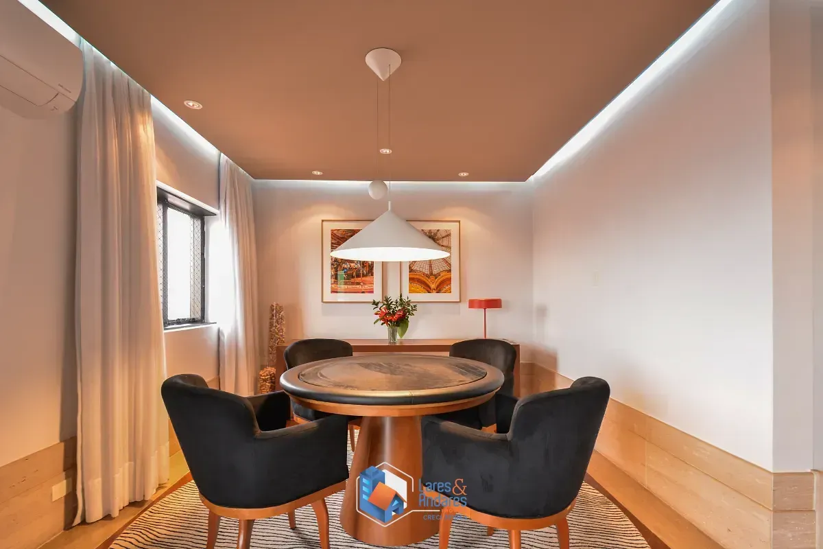 Imagem Apartamento para venda em Bosque da Saúde com 4 quartos, sendo 4 suítes, 490m²
