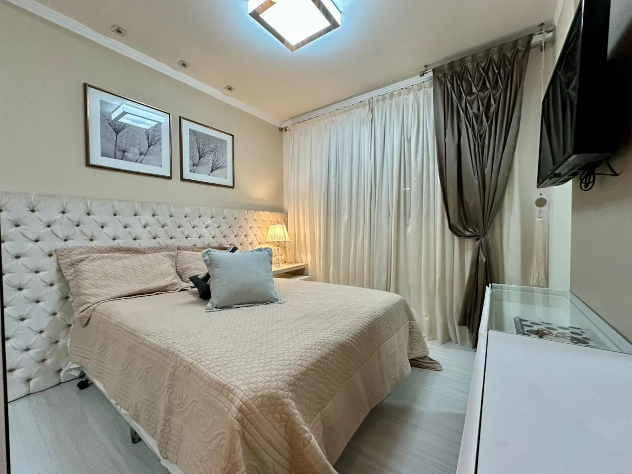 Imagem Apartamento à venda com 327m2 por R$ 4.990.000,00