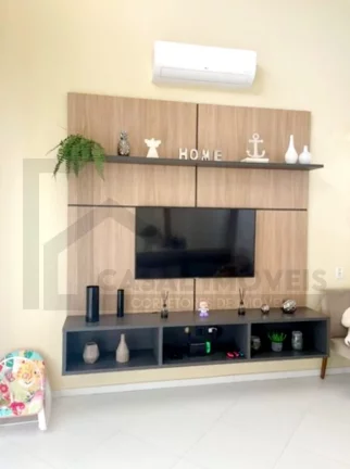 Imagem CASAL IMÓVEIS ALUGA CASA DUPLEX MONTENEGRO BOULEVARD 3 SUÍTES + GABINETE + 4 VGS