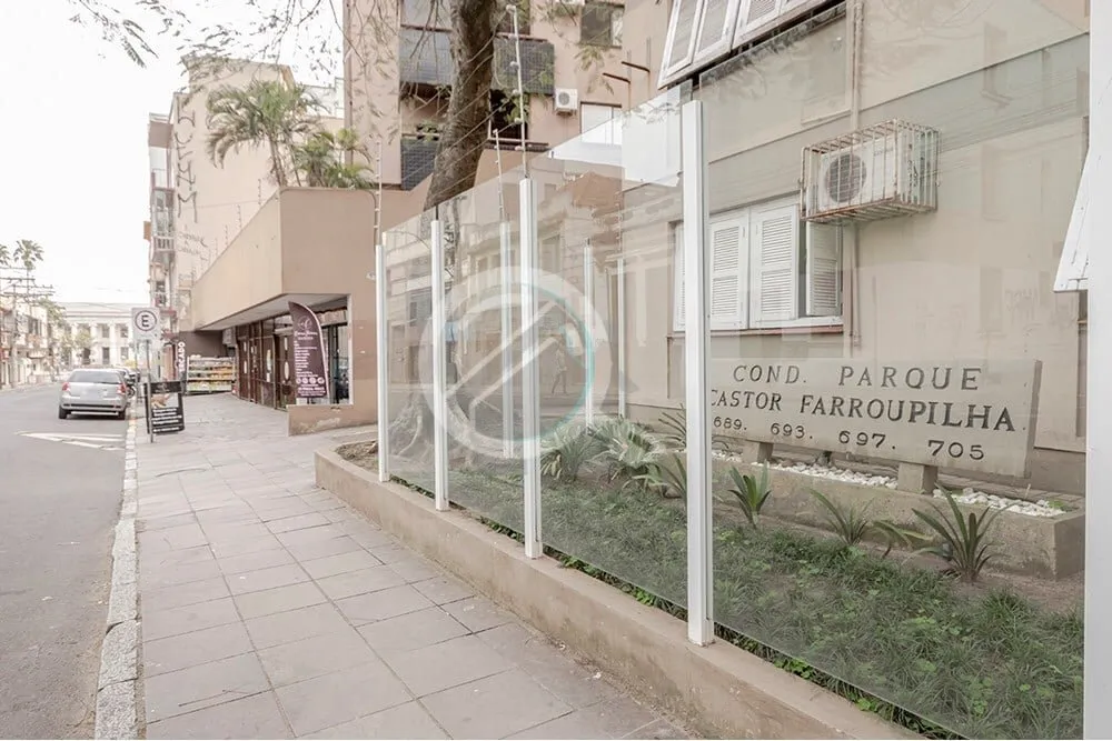 Imagem DESOCUPADA. LOJA com 49,77 m², de frente a rua projetada, Cond Parque Castor Farroupilha, Bloco Bet...