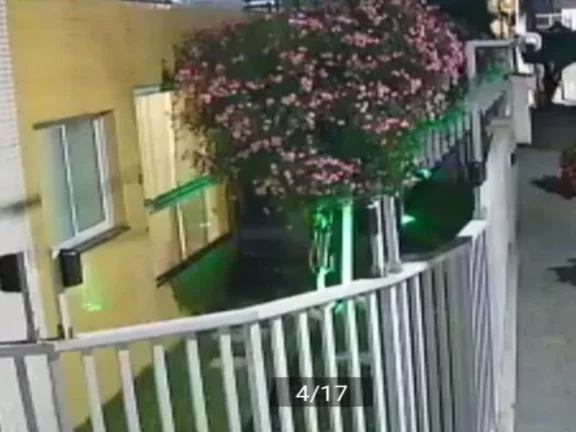 Imagem A VENDA DE APARTAMENTO COM 2 QUARTOS E 1 SUÍTE NA PRAIA