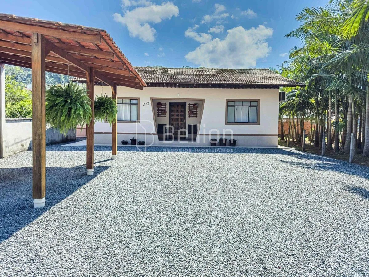 Foto do imóvel Casa com 4 quartos no Ribeirão das Pedras em Indaial em Rua Ribeirão das Pedras