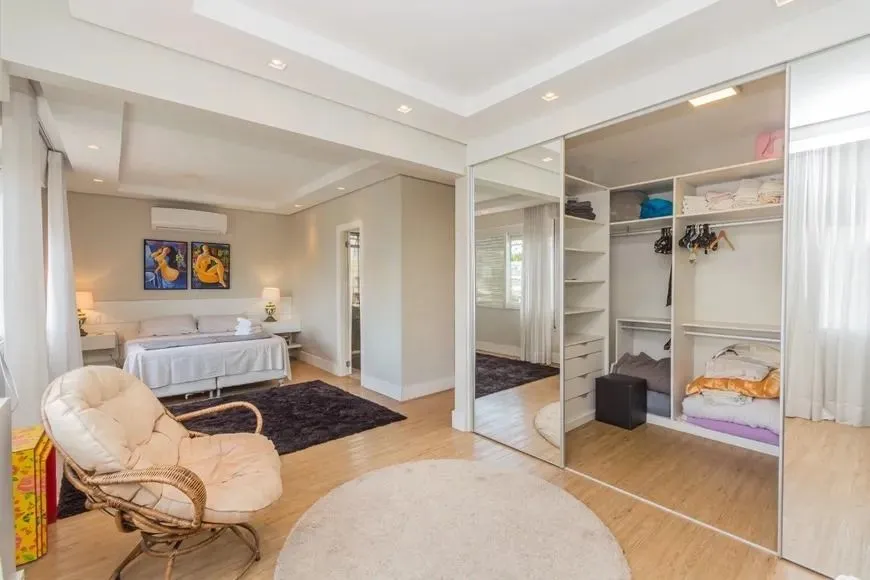 Imagem Cobertura 3 quartos, 235² privativos, com piscina, no Moinhos de Vento