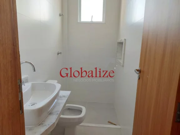Imagem Bela Casa Alta Duplex em Santos no bairro Campo Grande com 3 dormitórios, churrasqueira e piscina por R$ 1.250.000,00