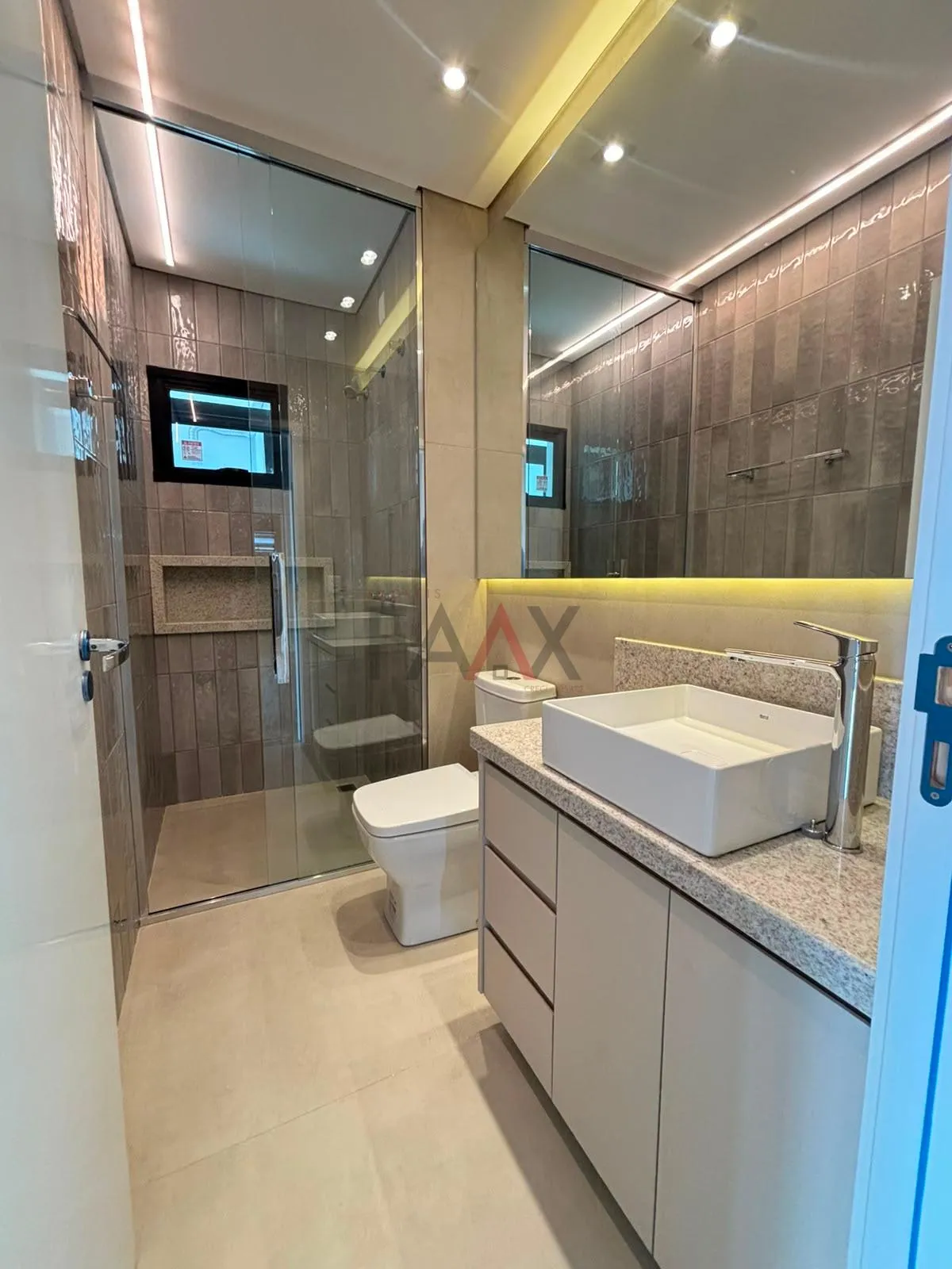 Imagem Apartamento com 3 dormitórios para locação, BATEL, GUARAPUAVA - PR