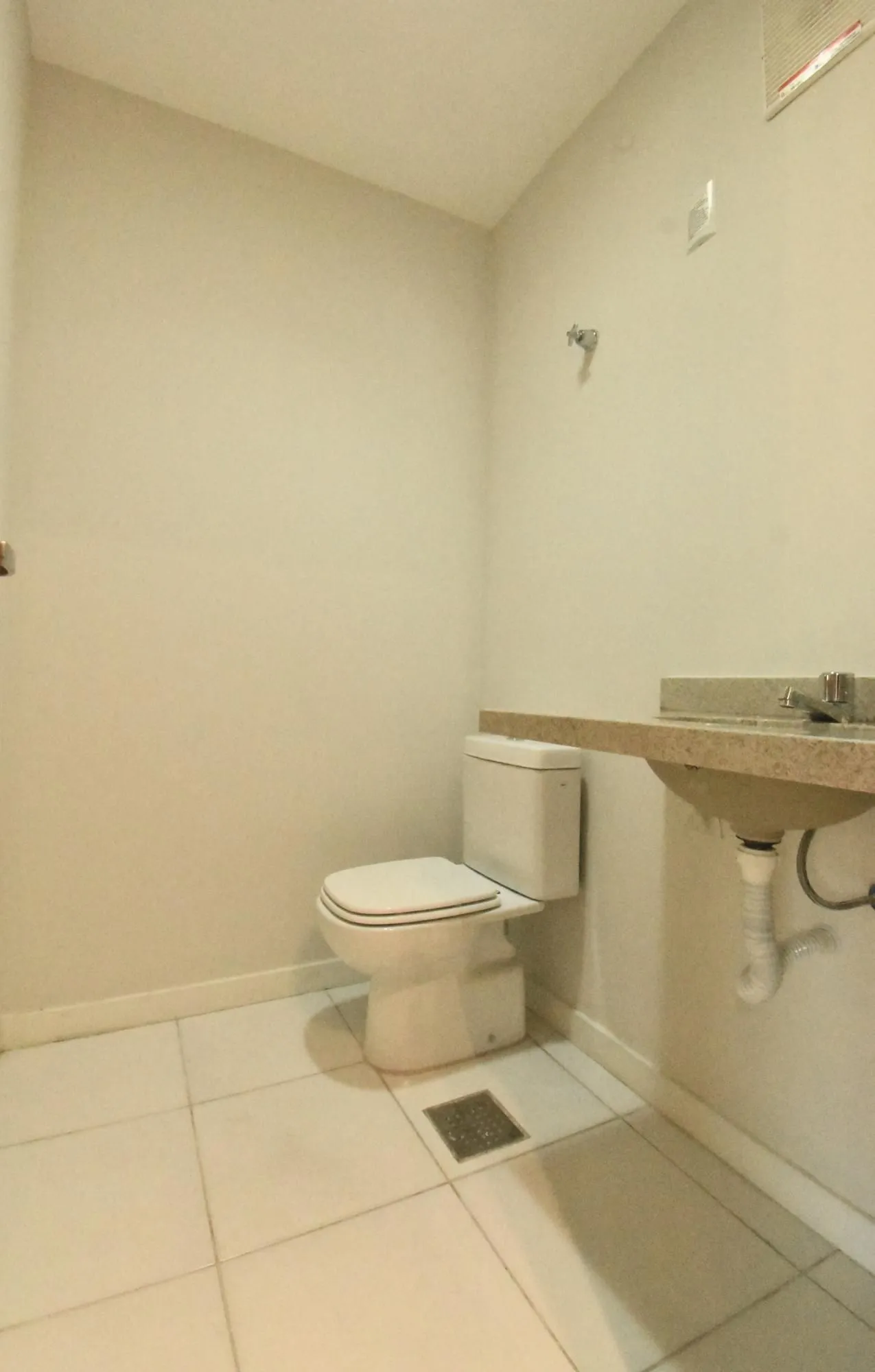 Imagem Linda Sala Comercial no Condomínio Getúlio Vargas Prime Ofices