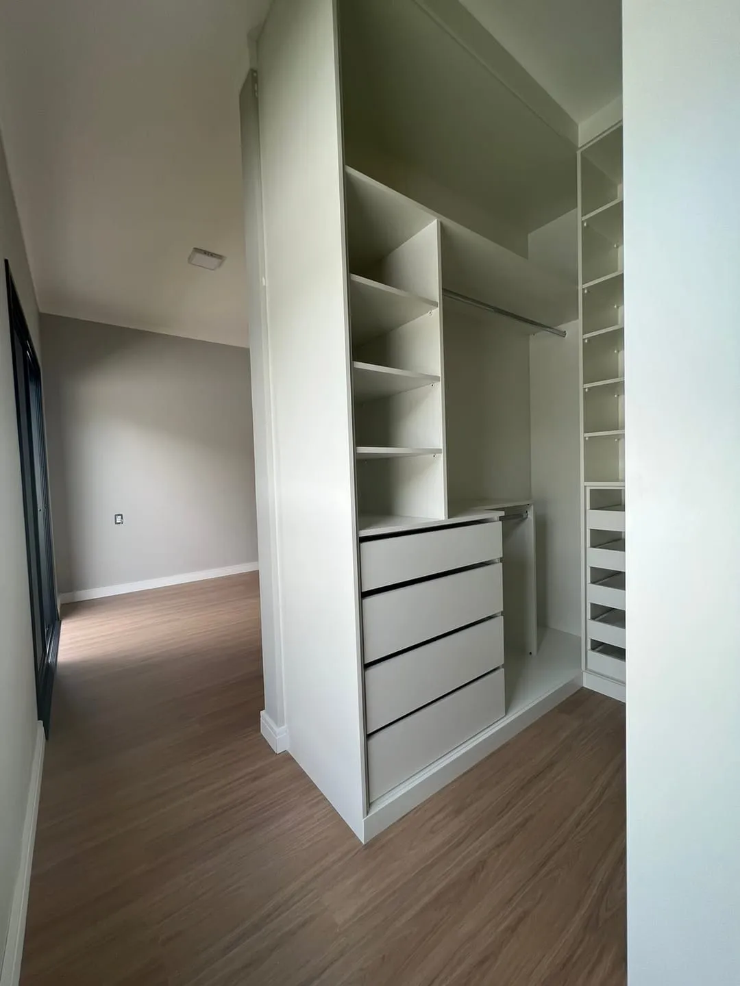 Imagem Casa à venda 3 Quartos, 1 Suite, 4 Vagas, 305M², Jardim Marlene Miranda, Taubaté - SP | Cyrela Landscape