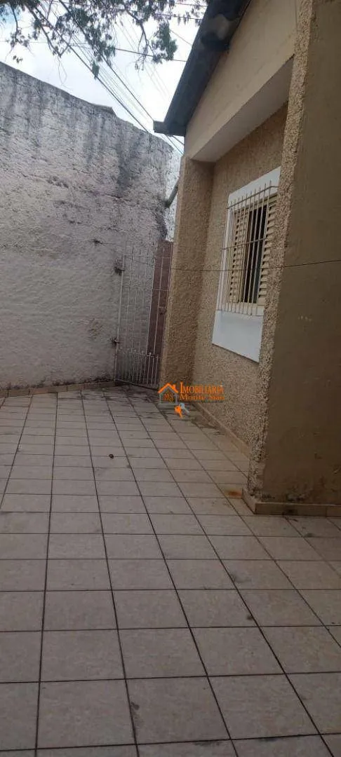 Imagem Sobrado com 4 dormitórios à venda por R$ 600.000,00 - Parque Renato Maia - Guarulhos/SP