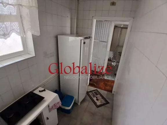 Imagem Belo apartamento em Santos no bairro da Pompéia em prédio na avenida da praia de 1 dormitório à venda por R$ 350.000,00.